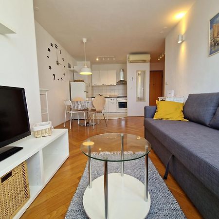 Apartment Ivan Спліт Екстер'єр фото